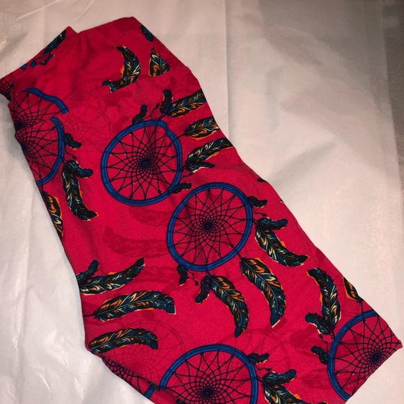 LuLaRoe Pants - LuLaRoe NEW leggings - hot pink dream catchers